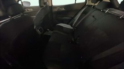 Kia Sportage 1.6 T-GDi MHEV Business 4x2 DCT 118 kW (160 CV) Kia Sportage 1.6 T-GDi MHEV Business 4x2 DCT 118 kW (160 CV)