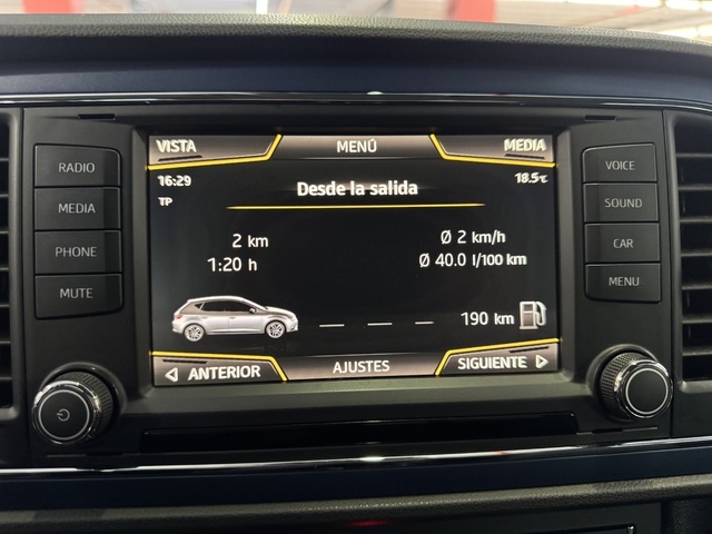 SEATLeón 1.6 TDI S&S Style Connect Plus 81 kW (110 CV) Vehículo usado en Barcelona - 19