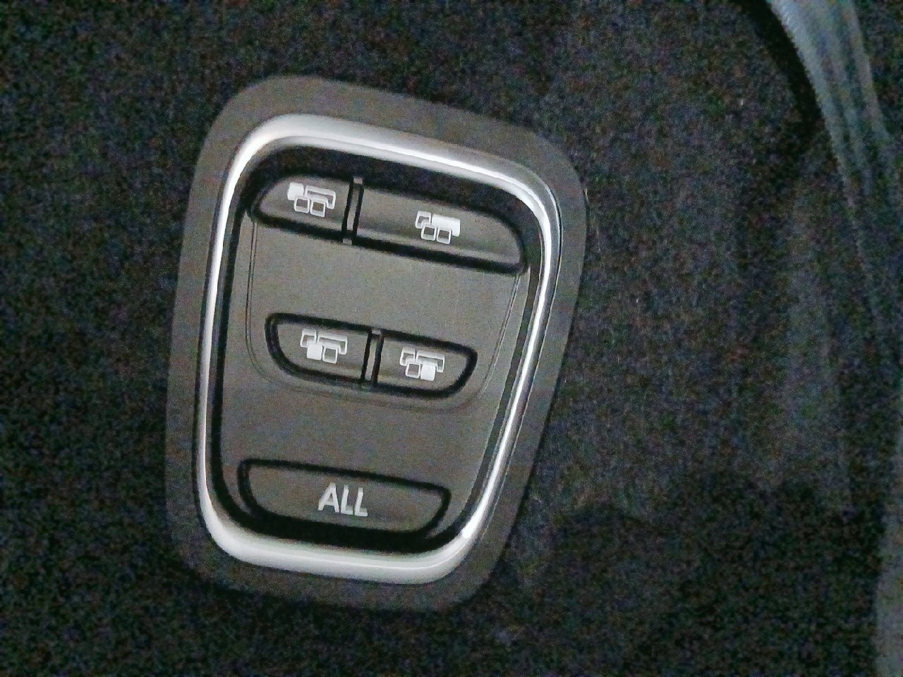 Renault Grand Scenic Zen TCe 103 kW (140 CV) GPF - 17