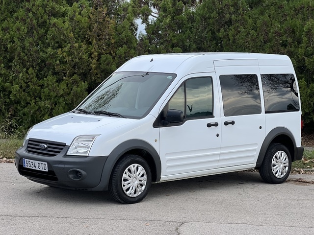 FordConnect 1.8 TDCI Kombi Trend 230 L 66 kW (90 CV) Vehículo usado en Barcelona - 2