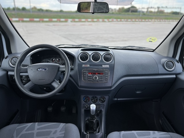 FordConnect 1.8 TDCI Kombi Trend 230 L 66 kW (90 CV) Vehículo usado en Barcelona - 18