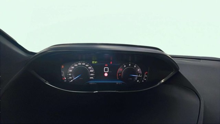 Peugeot5008 PureTech 130 S&S GT 96 kW (130 CV) Vehículo usado en Barcelona - 11 Peugeot5008 PureTech 130 S&S GT 96 kW (130 CV) Vehículo usado en Barcelona - 11