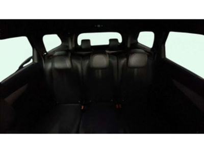 Peugeot 5008 PureTech 130 S&S GT 96 kW (130 CV) Peugeot 5008 PureTech 130 S&S GT 96 kW (130 CV)