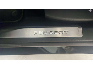 Peugeot 5008 PureTech 130 S&S GT 96 kW (130 CV)
