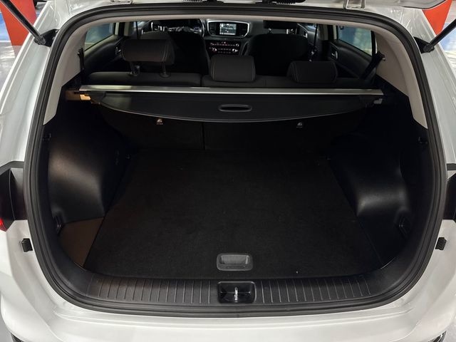 KiaSportage 1.6 GDi Drive 4x2 97 kW (132 CV) Vehículo usado en Barcelona - 9