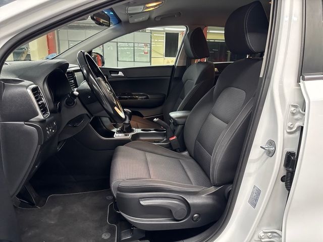 KiaSportage 1.6 GDi Drive 4x2 97 kW (132 CV) Vehículo usado en Barcelona - 10