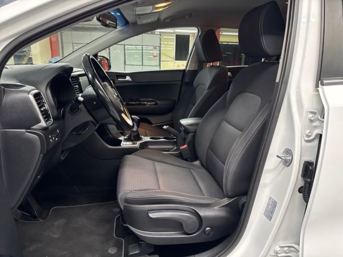 KiaSportage 1.6 GDi Drive 4x2 97 kW (132 CV) Vehículo usado en Barcelona - 10 KiaSportage 1.6 GDi Drive 4x2 97 kW (132 CV) Vehículo usado en Barcelona - 10