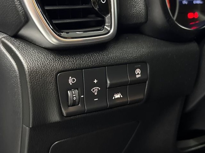 KiaSportage 1.6 GDi Drive 4x2 97 kW (132 CV) Vehículo usado en Barcelona - 17 KiaSportage 1.6 GDi Drive 4x2 97 kW (132 CV) Vehículo usado en Barcelona - 17