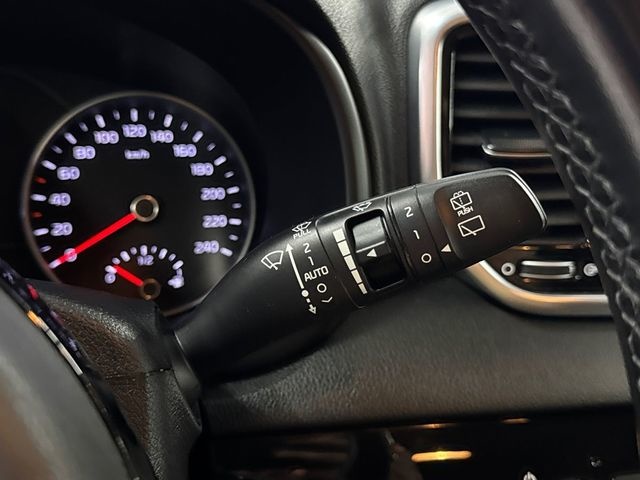 KiaSportage 1.6 GDi Drive 4x2 97 kW (132 CV) Vehículo usado en Barcelona - 21