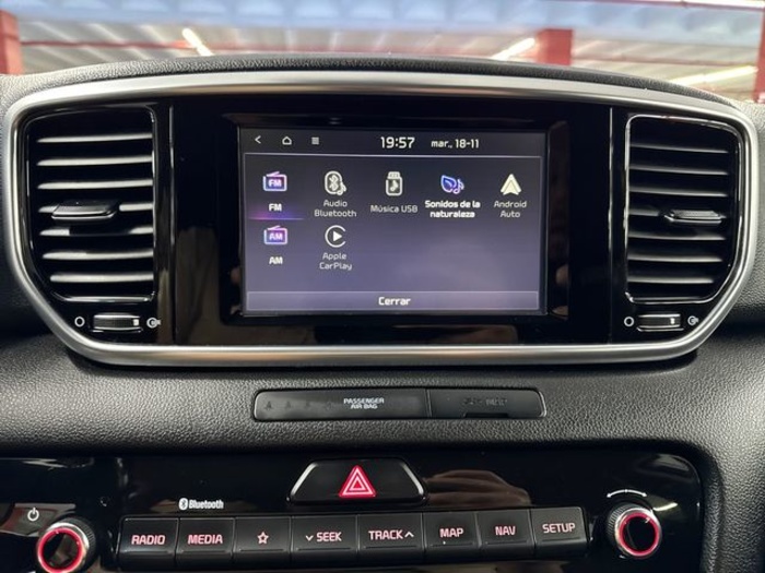 KiaSportage 1.6 GDi Drive 4x2 97 kW (132 CV) Vehículo usado en Barcelona - 22 KiaSportage 1.6 GDi Drive 4x2 97 kW (132 CV) Vehículo usado en Barcelona - 22