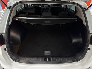 Kia Sportage 1.6 GDi Drive 4x2 97 kW (132 CV) Kia Sportage 1.6 GDi Drive 4x2 97 kW (132 CV)