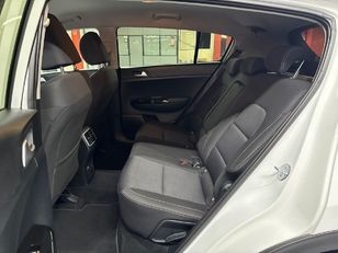 Kia Sportage 1.6 GDi Drive 4x2 97 kW (132 CV) Kia Sportage 1.6 GDi Drive 4x2 97 kW (132 CV)