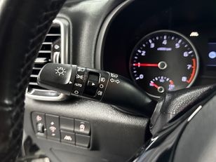 Kia Sportage 1.6 GDi Drive 4x2 97 kW (132 CV) Kia Sportage 1.6 GDi Drive 4x2 97 kW (132 CV)