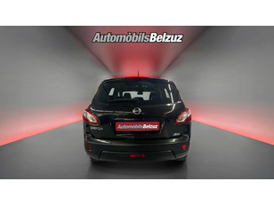 Nissan Qashqai dCi 110 Visia 4x2 81 kW (110 CV) Nissan Qashqai dCi 110 Visia 4x2 81 kW (110 CV)