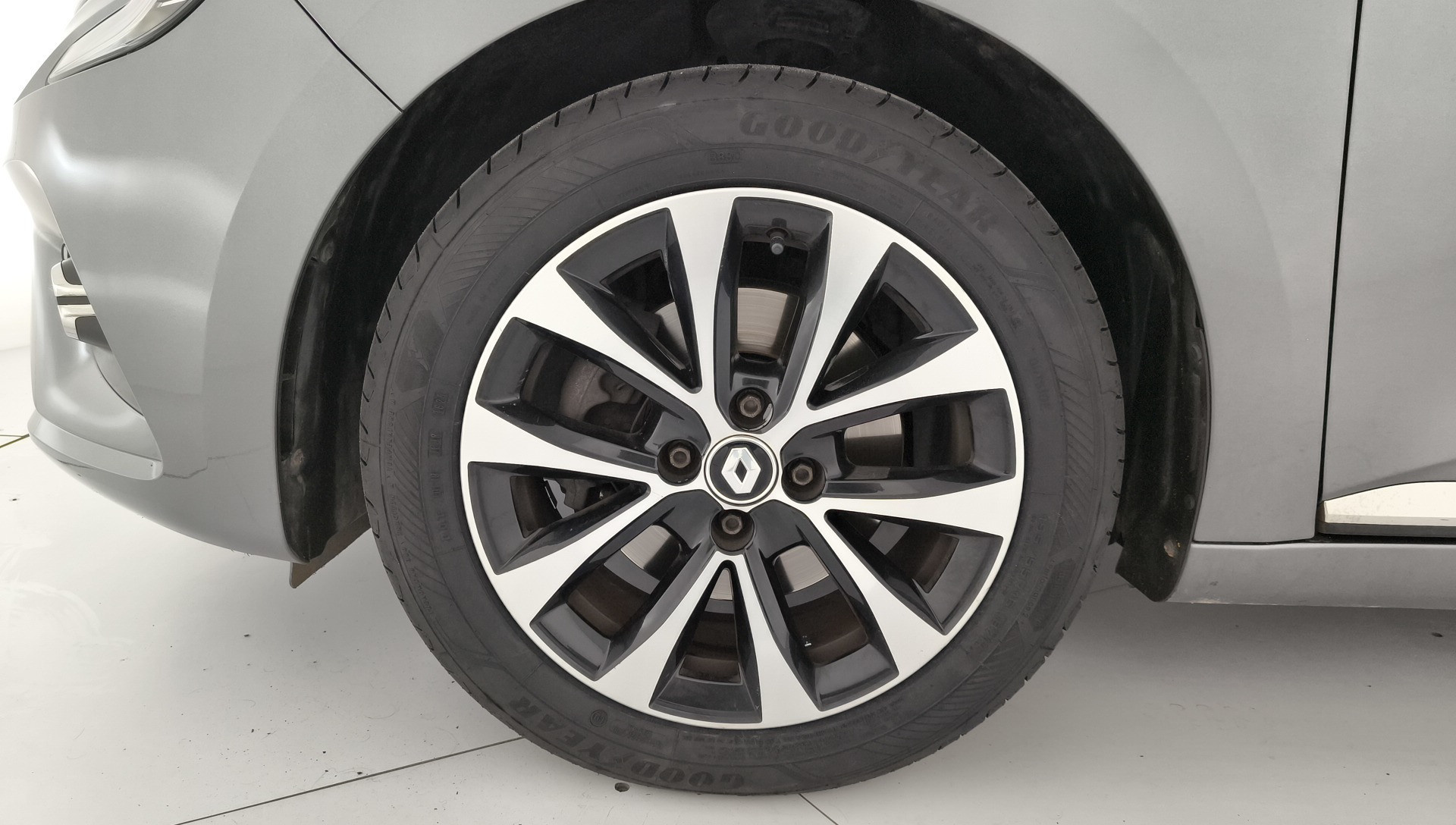 Renault Clio Techno TCe 103 kW (140 CV) - 9