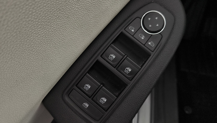 Renault Clio Techno TCe 103 kW (140 CV) - 24 Renault Clio Techno TCe 103 kW (140 CV) - 24