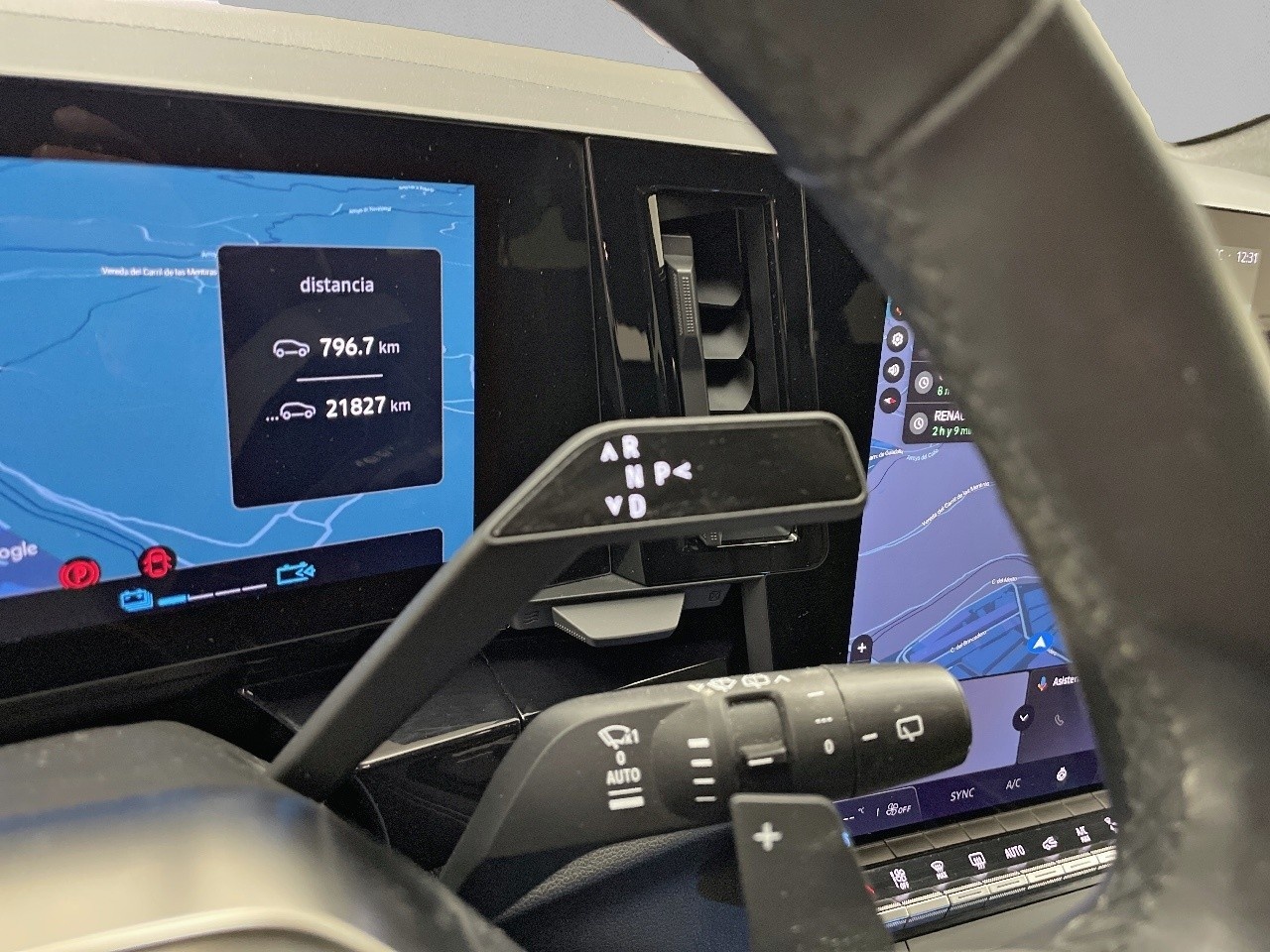 Renault Espace Techno E-Tech full hybrid 147 kW (200 CV) - 10