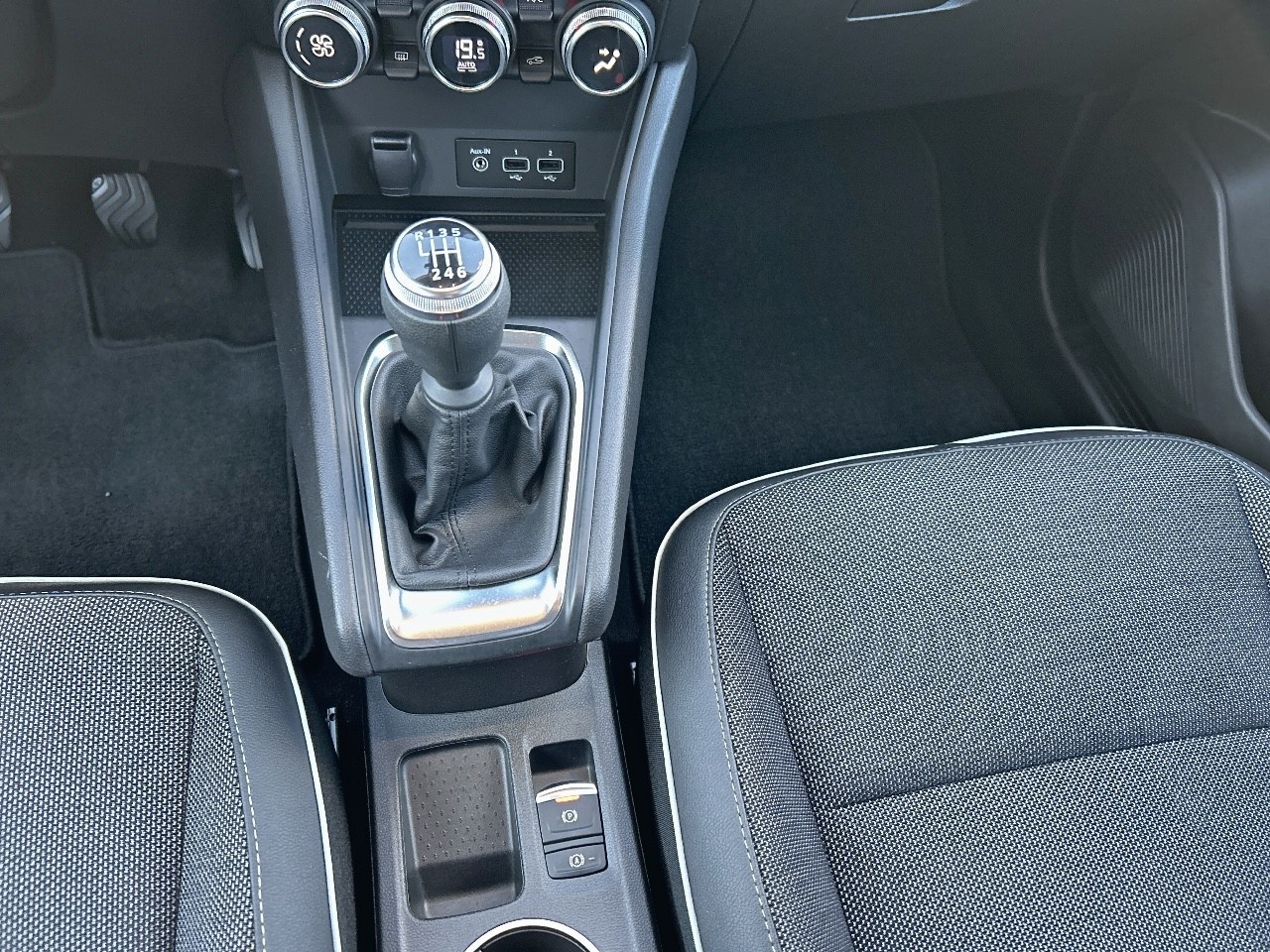 Renault Captur TCe 140 Micro Híbrido Fast Track 103 kW (140 CV) - 11