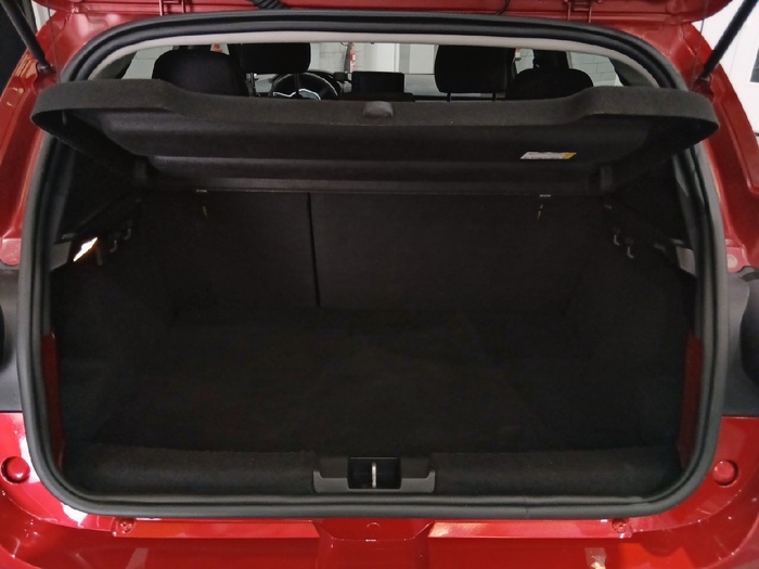 Dacia Sandero Stepway Comfort ECO-G 74 kW (101 CV) - 8 Dacia Sandero Stepway Comfort ECO-G 74 kW (101 CV) - 8