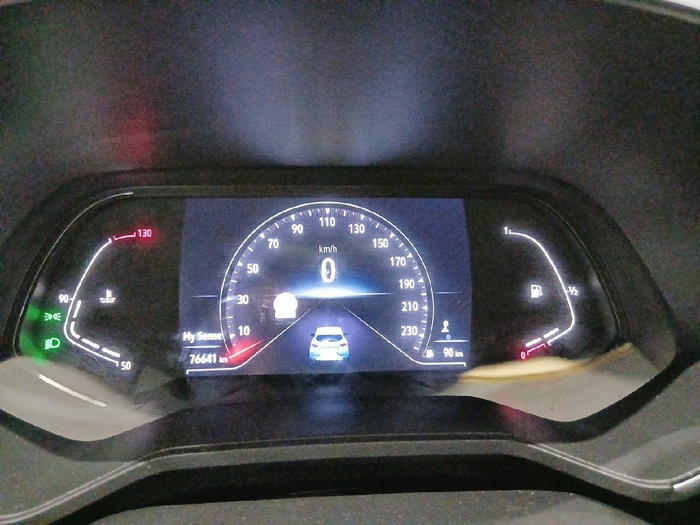 Renault Clio Zen TCe 66 kW (90 CV) - 8 Renault Clio Zen TCe 66 kW (90 CV) - 8