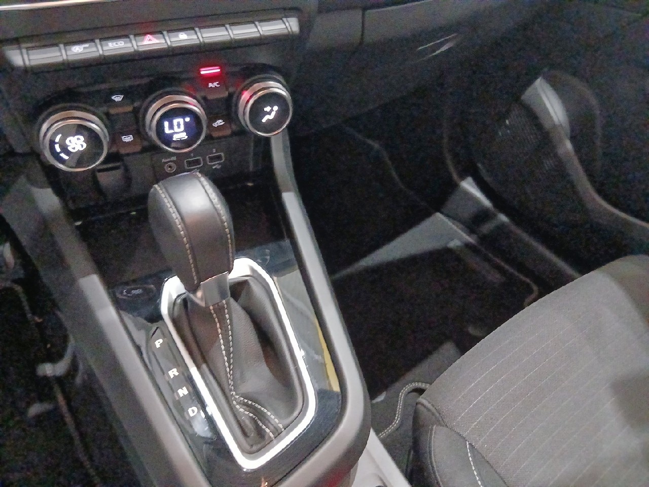 Renault Arkana Intens TCe 103 kW (140 CV) EDC Microhíbrido - 10