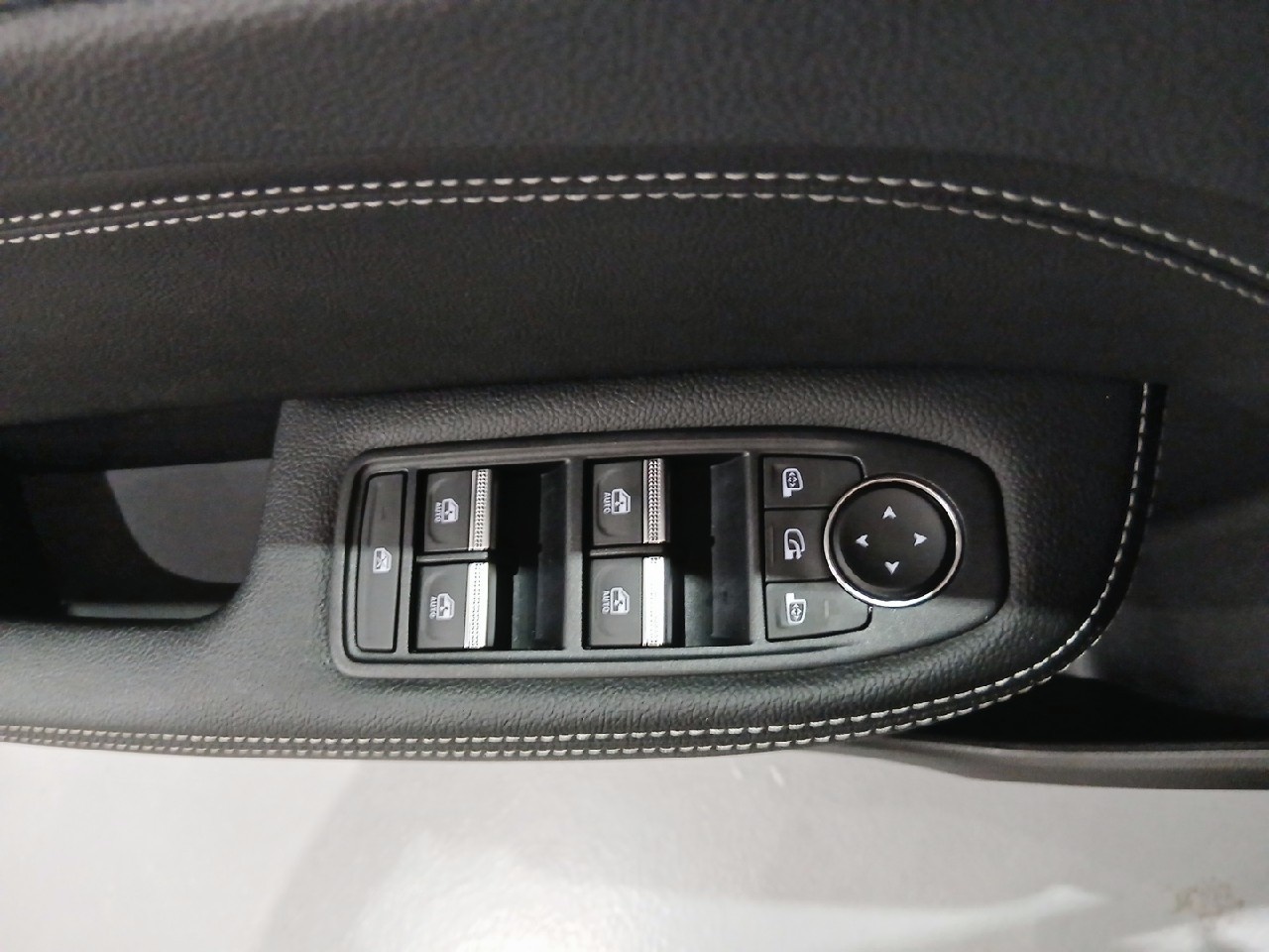 Renault Arkana Zen TCe 103 kW (140 CV) EDC Microhíbrido - 18