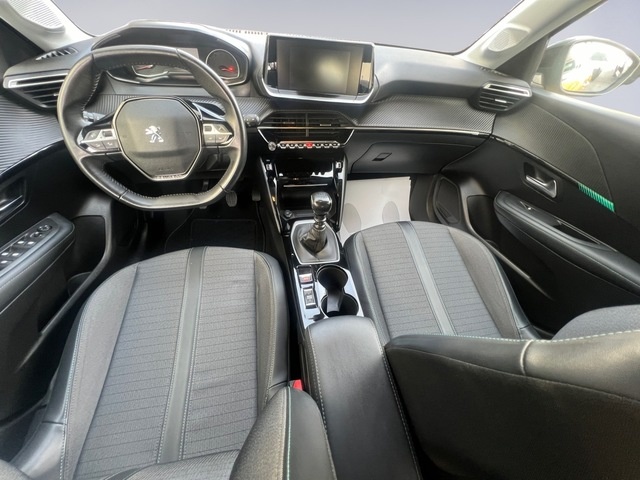 Peugeot 208 Active PureTech 55 kW (75 CV) Vehículo usado en Las Palmas - 11