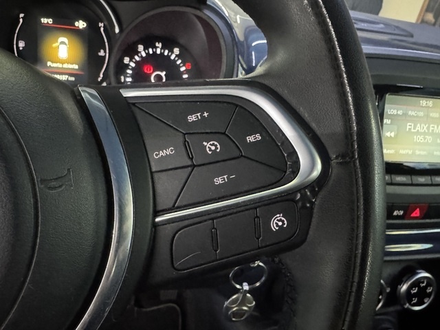 Fiat500L 1.4 16v Lounge 70 kW (95 CV) Vehículo usado en Barcelona - 13