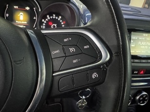 Fiat 500L 1.4 16v Lounge 70 kW (95 CV) Fiat 500L 1.4 16v Lounge 70 kW (95 CV)