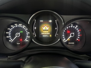 Fiat 500L 1.4 16v Lounge 70 kW (95 CV) Fiat 500L 1.4 16v Lounge 70 kW (95 CV)