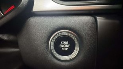 Renault Captur Equilibre TCe 66 kW (90 CV) Renault Captur Equilibre TCe 66 kW (90 CV)