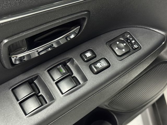 MitsubishiASX 180 DI-D Motion 85 kW (116 CV) Vehículo usado en Barcelona - 16