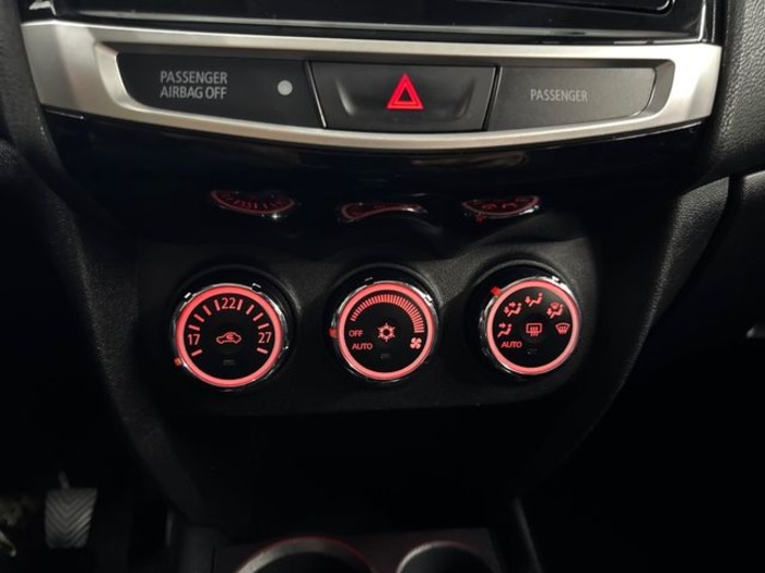 MitsubishiASX 180 DI-D Motion 85 kW (116 CV) Vehículo usado en Barcelona - 22 MitsubishiASX 180 DI-D Motion 85 kW (116 CV) Vehículo usado en Barcelona - 22