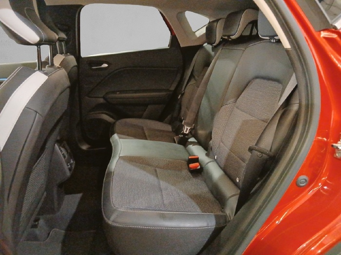 Renault Captur TCe 140 Micro Híbrido Fast Track 103 kW (140 CV) - 9 Renault Captur TCe 140 Micro Híbrido Fast Track 103 kW (140 CV) - 9