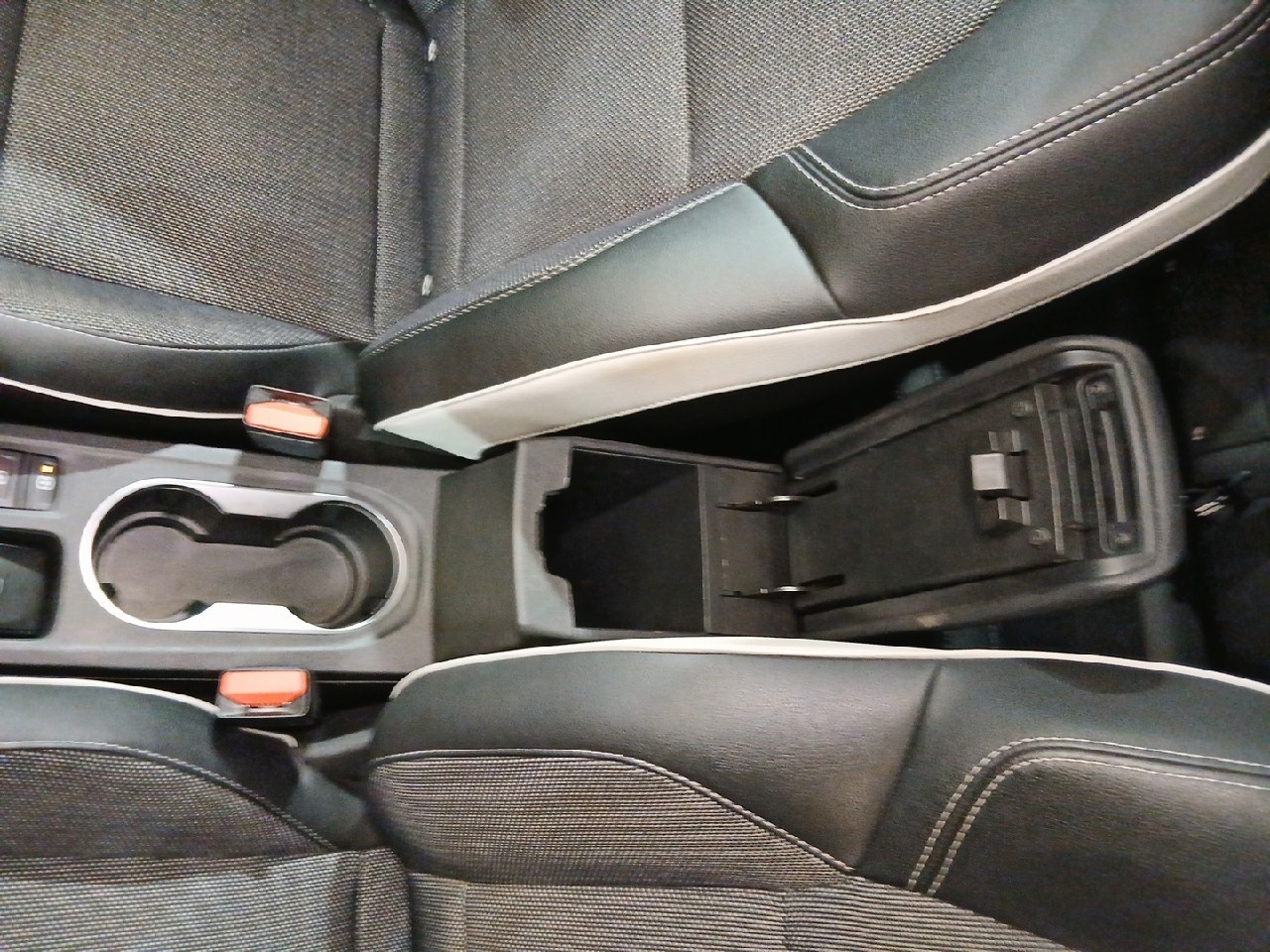 Renault Captur TCe 140 Micro Híbrido Fast Track 103 kW (140 CV) - 18