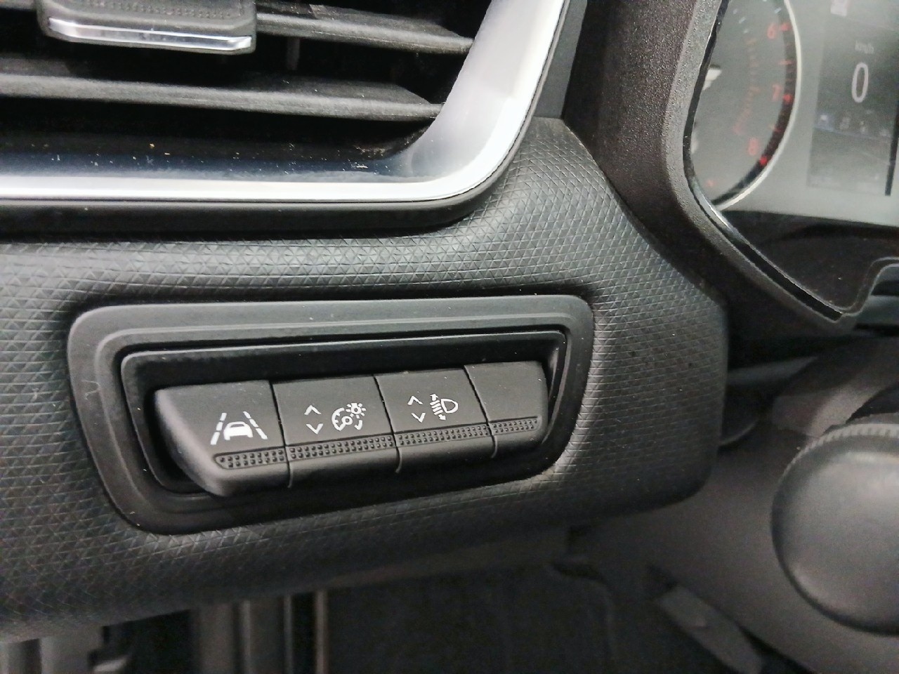 Renault Clio Intens TCe 66 kW (90 CV) - 15