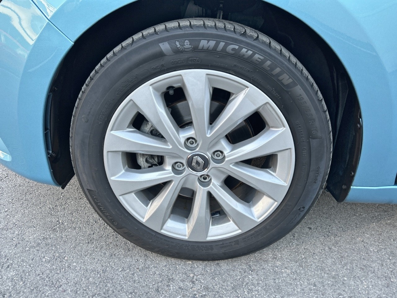 Renault Clio Zen Blue dCi 85 kW (115 CV) - 4