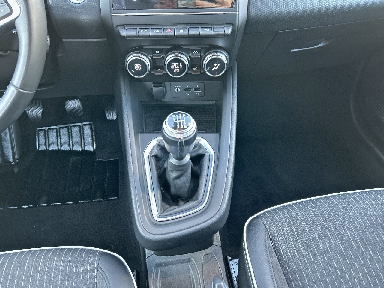 Renault Clio Zen Blue dCi 85 kW (115 CV) - 11