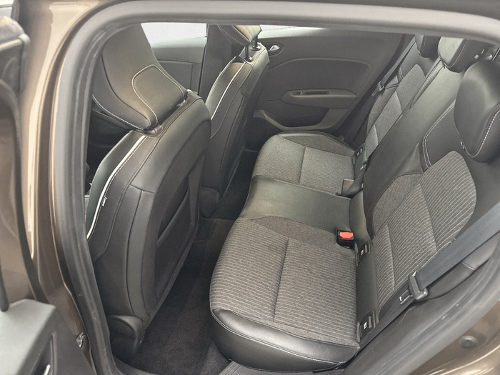 Renault Clio Zen TCe 66 kW (90 CV) - 9 Renault Clio Zen TCe 66 kW (90 CV) - 9