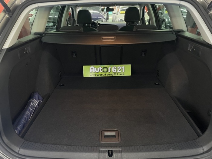 VolkswagenGolf Variant Sport 1.6 TDI BMT 81 kW (110 CV) DSG Vehículo usado en Barcelona - 9 VolkswagenGolf Variant Sport 1.6 TDI BMT 81 kW (110 CV) DSG Vehículo usado en Barcelona - 9