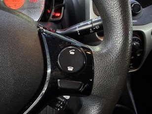 Citroen C1 PureTech 82 Feel 60 kW (82 CV) Citroen C1 PureTech 82 Feel 60 kW (82 CV)