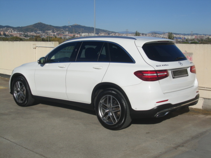 Mercedes-BenzGLC 220 d AMG Line 4Matic 125 kW (170 CV) Vehículo usado en Barcelona - 4 Mercedes-BenzGLC 220 d AMG Line 4Matic 125 kW (170 CV) Vehículo usado en Barcelona - 4