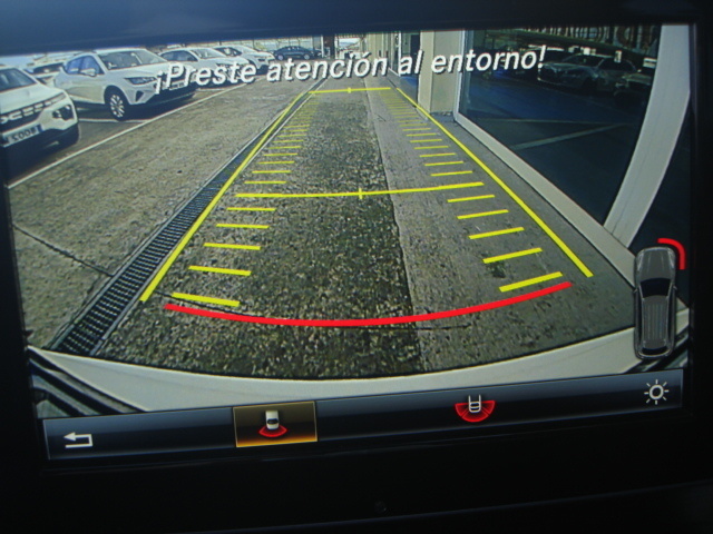 Mercedes-BenzGLC 220 d AMG Line 4Matic 125 kW (170 CV) Vehículo usado en Barcelona - 34