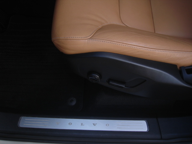 VolvoXC90 T8 Momentum AWD Auto 294 kW (400 CV) Vehículo usado en Barcelona - 14