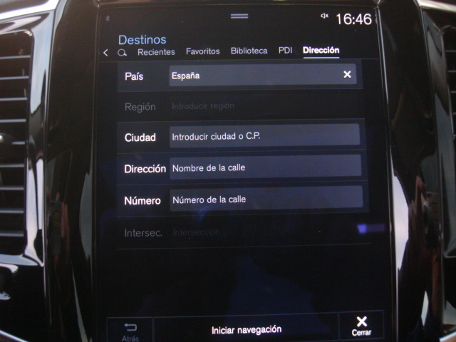 VolvoXC90 T8 Momentum AWD Auto 294 kW (400 CV) Vehículo usado en Barcelona - 25