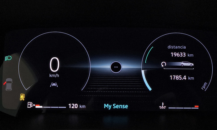 Renault Clio Techno Eco-G 74 kW (100 CV) - 16 Renault Clio Techno Eco-G 74 kW (100 CV) - 16