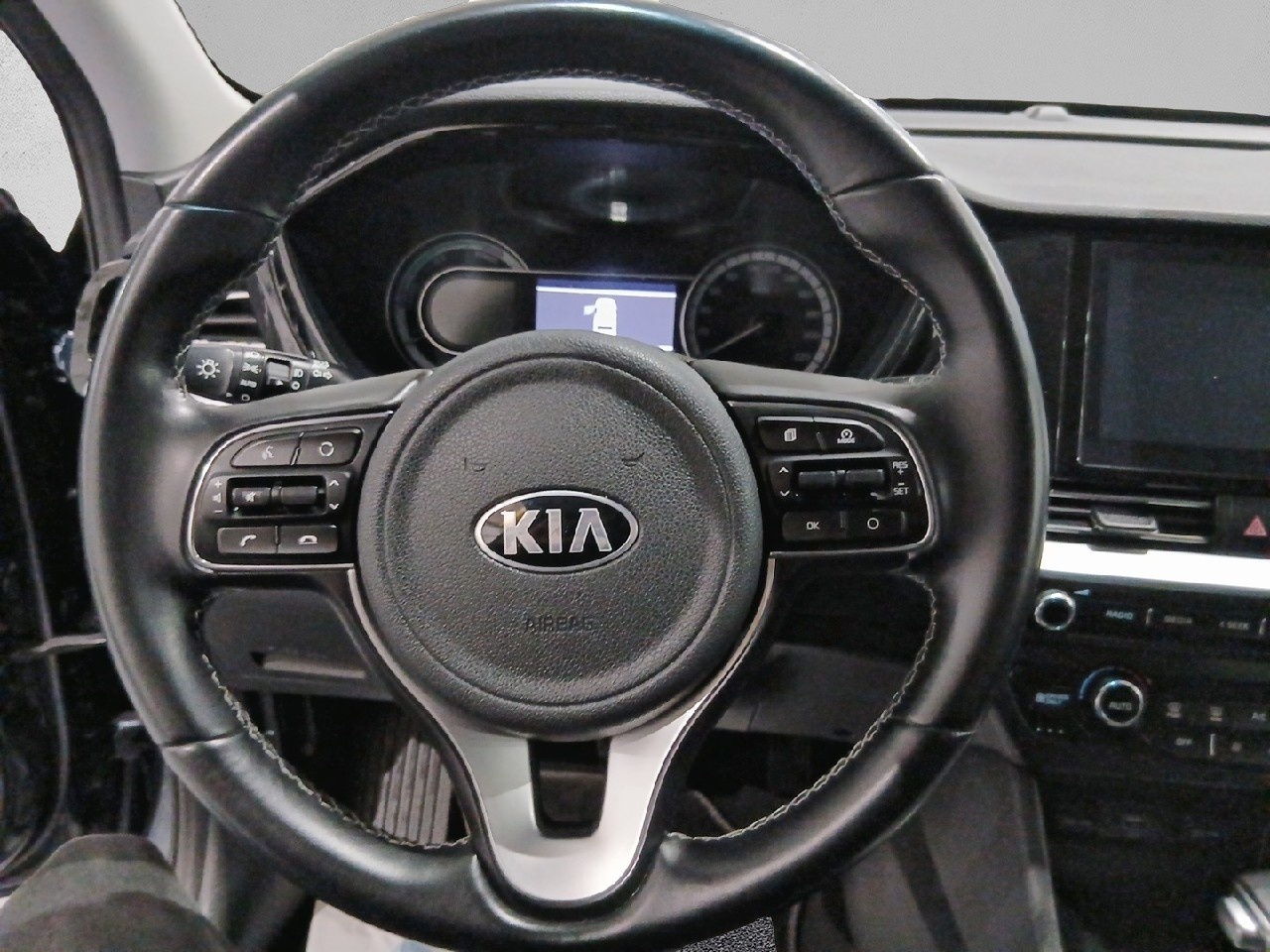 Kia Niro 1.6 GDi HEV Emotion 104 kW (141 CV) - 19