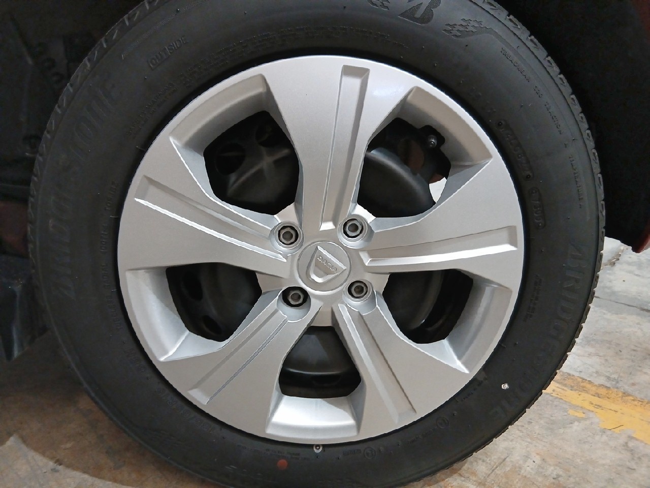 Dacia Sandero Essential ECO-G 74 kW (101 CV) - 11