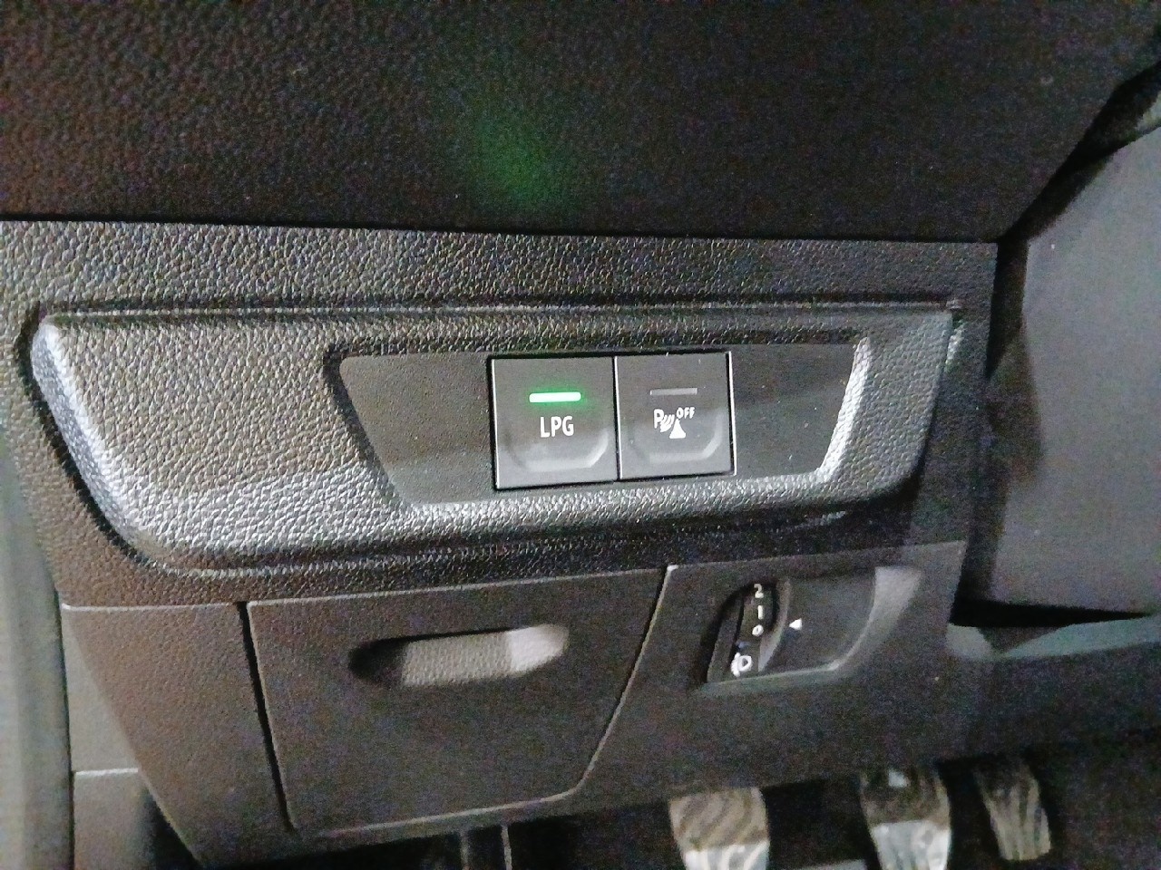 Dacia Sandero Essential ECO-G 74 kW (101 CV) - 16