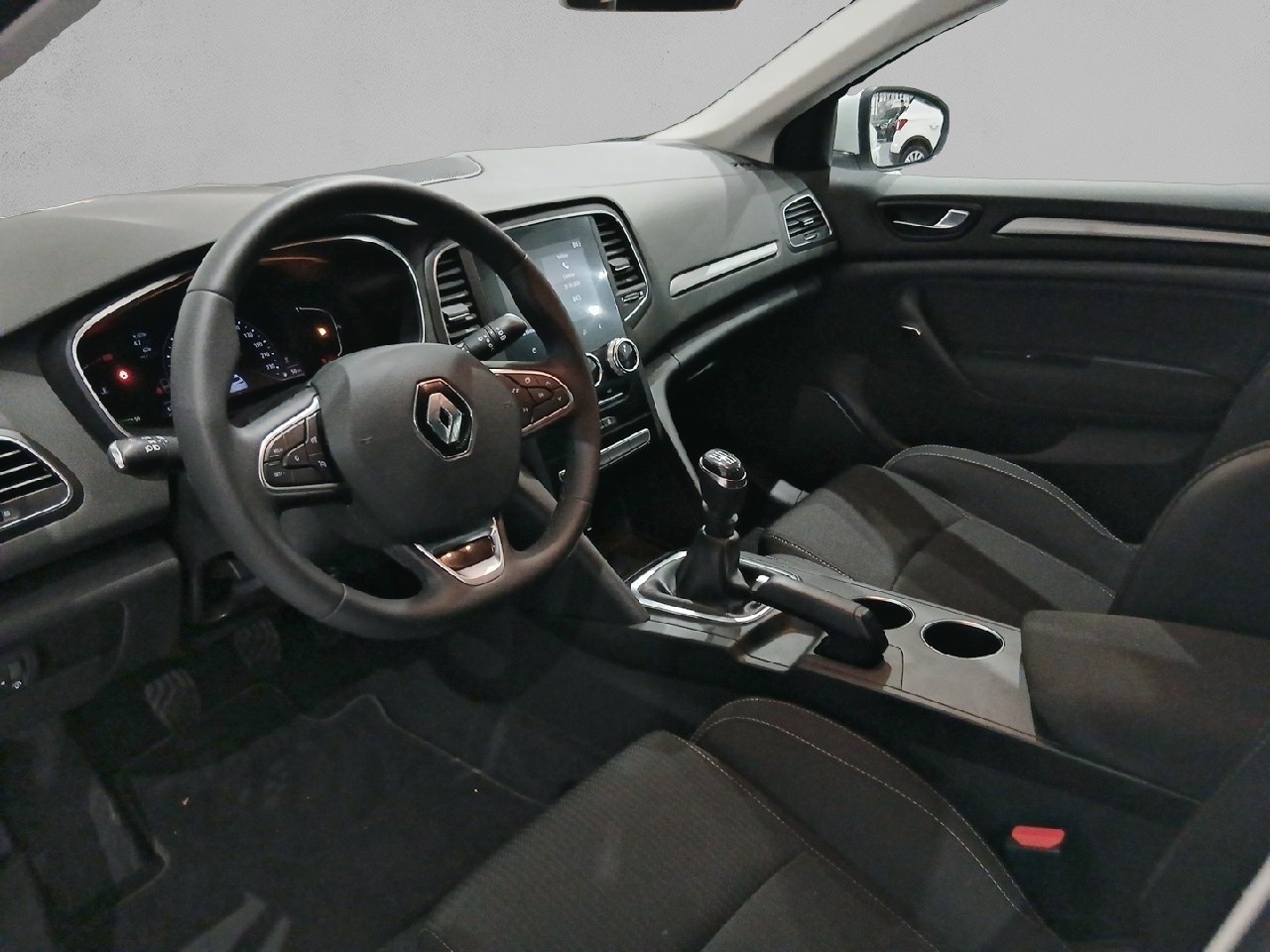 Renault Megane Intens Blue dCi 85 kW (115 CV) - 4